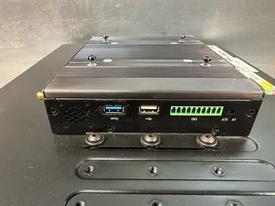 Cincoze CV-117 Fanless Panel PC | CV-117R-R10 (8.6.6)