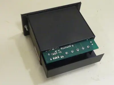 USED RED LION CONTROLS DT3A0400