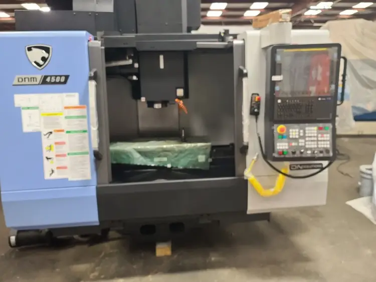 Used 2022 DN SOLUTIONS dnm4500 Vertical Machining Centers Texas US | EZ Systems #1123191