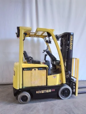 USED 2016 HYSTER E35XN