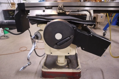 Used CHEVALIER FM-3VKH Vertical Mills Minnesota US | Machinesused.com #1704503