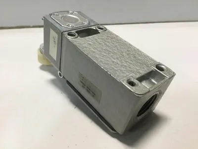 USED TELEMECANIQUE C2JK05