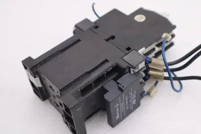 Moeller DIL00M-G CONTACTOR 20 AMP 3 POLE STOCK L-461C