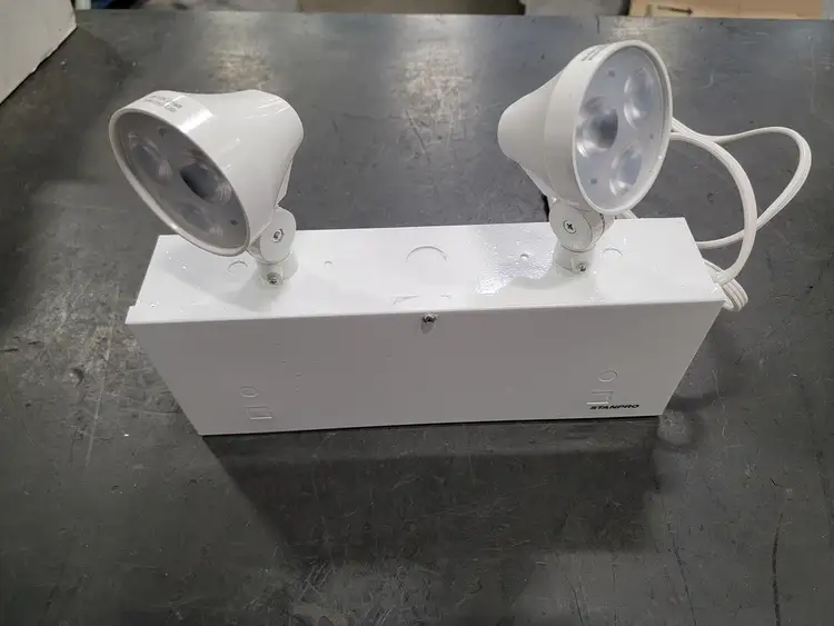 New | in-Stock STANPRO SLA12072-2N3LJ/BK Lighting British Columbia CA | Lenmark #254775