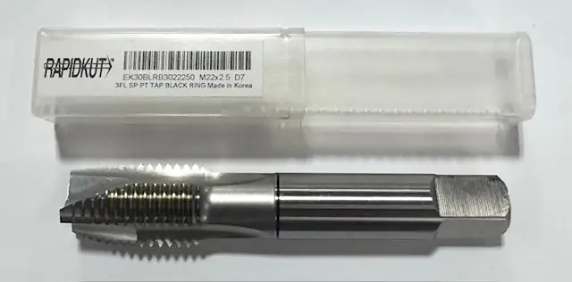 RapidKut M22 x 2.5mm HSS Spiral Point Plug Tap 3 Flute D7 Black Ring