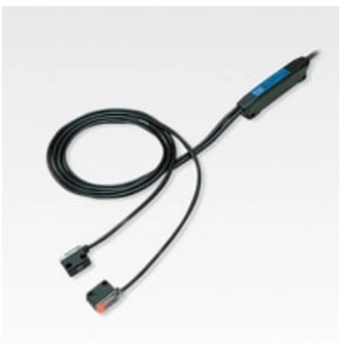 Keyence PQ-02 Amp-in-Photoelectric Sensors, Main Unit Medium-Distance Type [Refurbished]