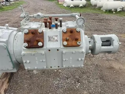 USED GARDNER DENVER MLE-2