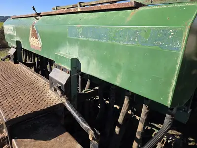USED 1988 GREAT PLAINS 2SF30