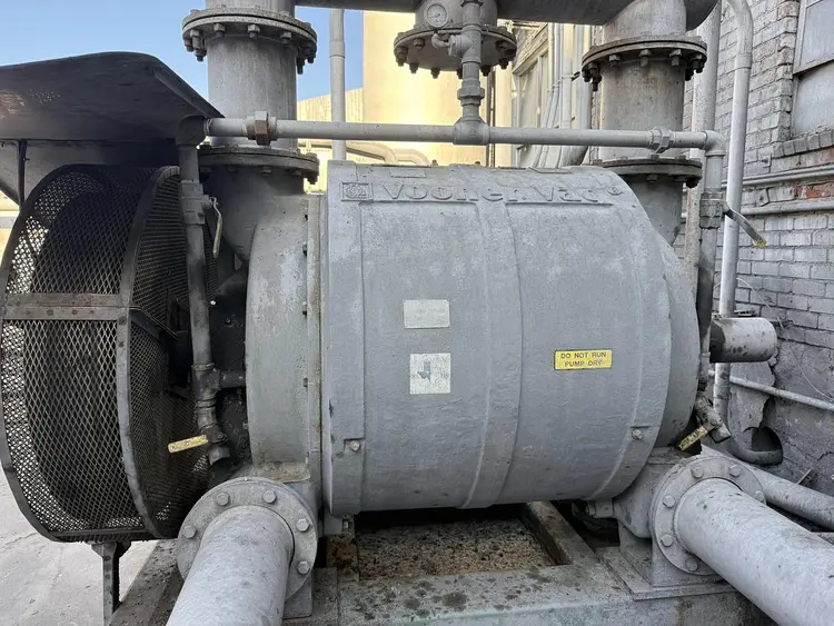 Used VOONER LP40V2 Vacuum Pumps Pennsylvania US | Global Equipment International, LLC #444170