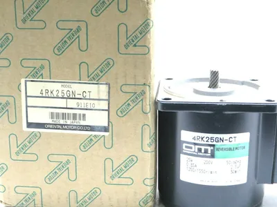 NEW ORENTIAL MOTOR 4RK25GN-CT MOTOR REVERSIBLE 200VAC 25WATT 4RK25GNCT