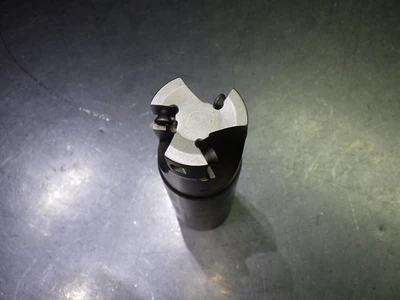 Iscar 1.25" 3 Flute Coolant Thru Endmill HM90E90AD-D1.25-3-W1.25-C (LOC2068B)