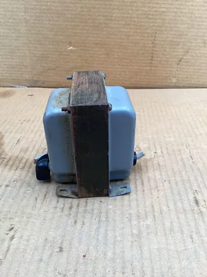 Stancor P-6160 Isolation Transformer 105/115/125V 3-Way Switch