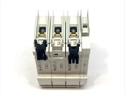 Used ABB Circuit Breaker 3-Pole 480Y/277VAC 50/60HZ 10kA Circuit Breakers Michigan US | Maverick Industrial Sales #1398843
