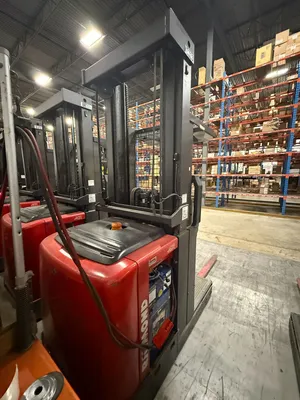 RAYMOND 550-OPC30TT Forklifts | ListingHippo (5)