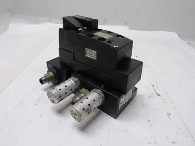 Rexroth Mecman 262-170-101-0 Pneumatic Valve W/262-108-110-0  Base 24VDC Coil