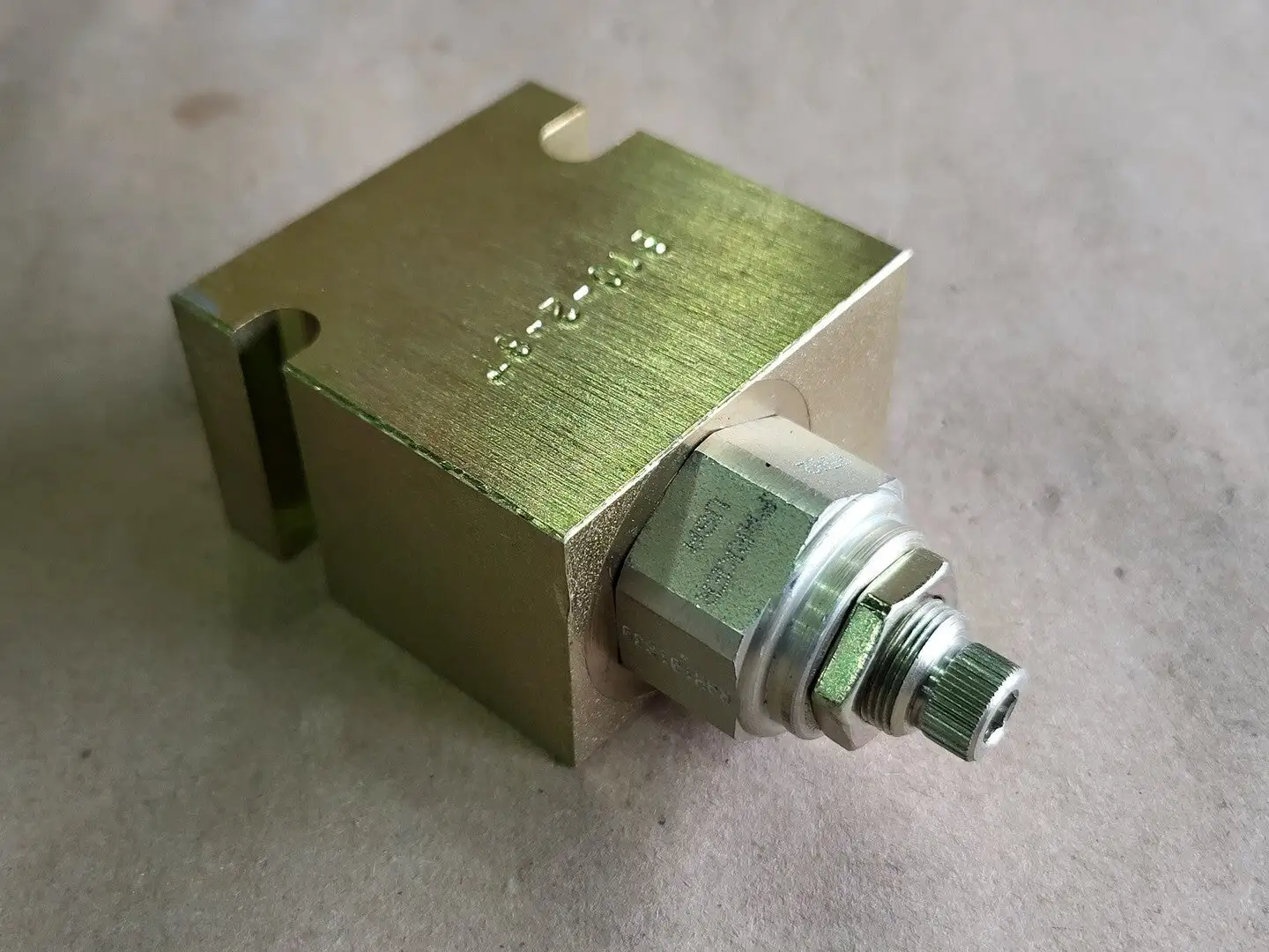 NEW PARKER B10-2-8T