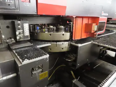 1995 AMADA VIPROS 358 KING Stamping Presses | MD Equipment Services LLC (15)
