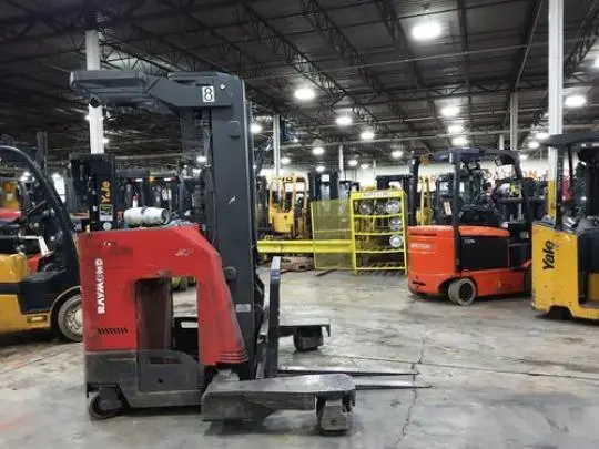 Used 2017 RAYMOND 731-4D-R45TT Reach Trucks Ohio US | Russell Equipment #726748