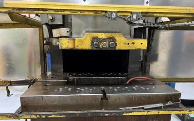 KOMATSU OBS-60-3 Gap Frame (OBS) Presses | Mohawk Machinery (10)