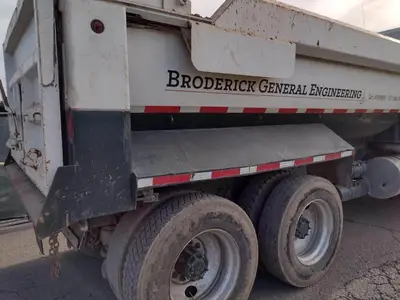 USED 1995 KENWORTH T800