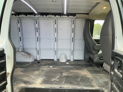 Used 2018 CHEVROLET EXPRESS G2500 Vans Michigan US | Miedema Asset Management Group #1397244