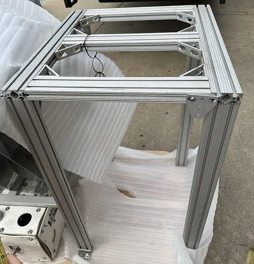 ALUMINUM STRUCTURAL FRAMING 26" W x 28" L x 44" H