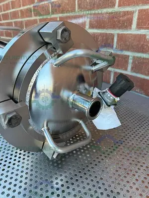 NEW MILLIPORE 316L STAINLESS STEEL 150 PSIG CARTRIDGE FILTER HOUSING CAT# CES4760