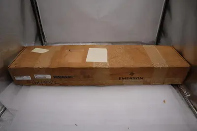 NEW Emerson Rosemount 68P21C30D105T28 W/ 00079-0325-2005 Transmitter STOCK G86