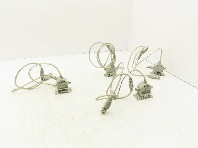 Allen Bradley 1786-TPS/C Y228 ControlNet Coaxial Straight T-Tap Cable  Lot of 4