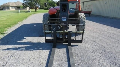 USED 2023 JLG 943