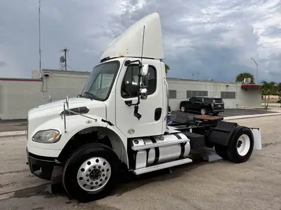 Used 2019 FREIGHTLINER M2 Carhaulers Florida US | Truck and Van Outlet #1509219