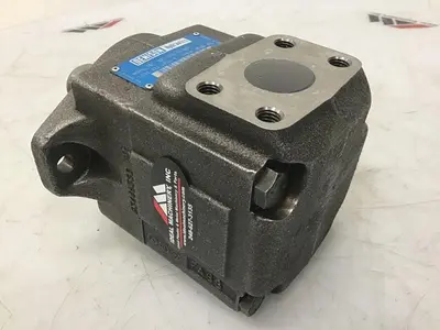 USED DENISON HYDRAULICS T6C 005 3R00 B1 N0P
