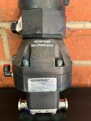 USED ITT PURE FLO 9920 DIAPHRAGM VALVE 90 PSI W/ 3/4" SANITARY FITTINGS
