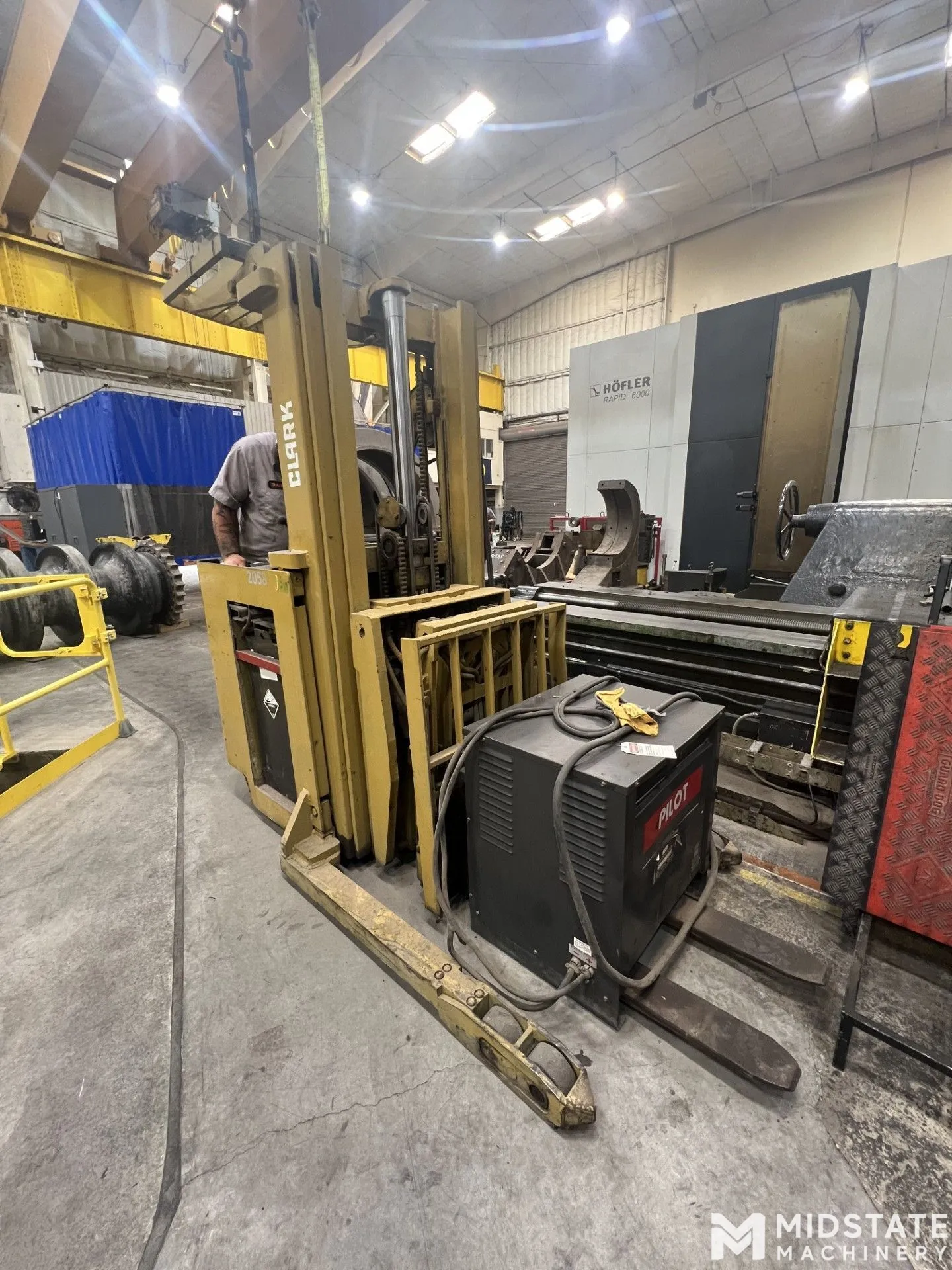 CLARK np300-40B Forklift
