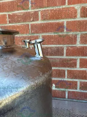 USED ALLOY PRODUCTS 15 LITER STAINLESS STEEL VESSEL 125 PSI W/ 4.5" OPENING