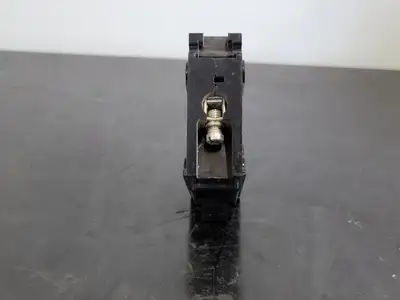 20 Amp, 1 Pole, 120/240 volts Circuit Breaker