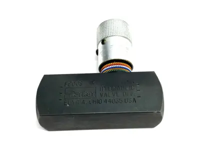 | Parker F800S-V Colorflow In-Line Flow Control Valve, 1/2" NPTF Connection - New – Open box
