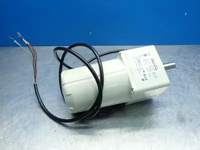 USED ORIENTAL MOTOR FPW690C230