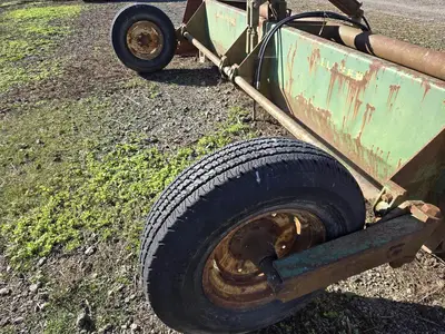 USED 1988 JOHN DEERE 12RL-05
