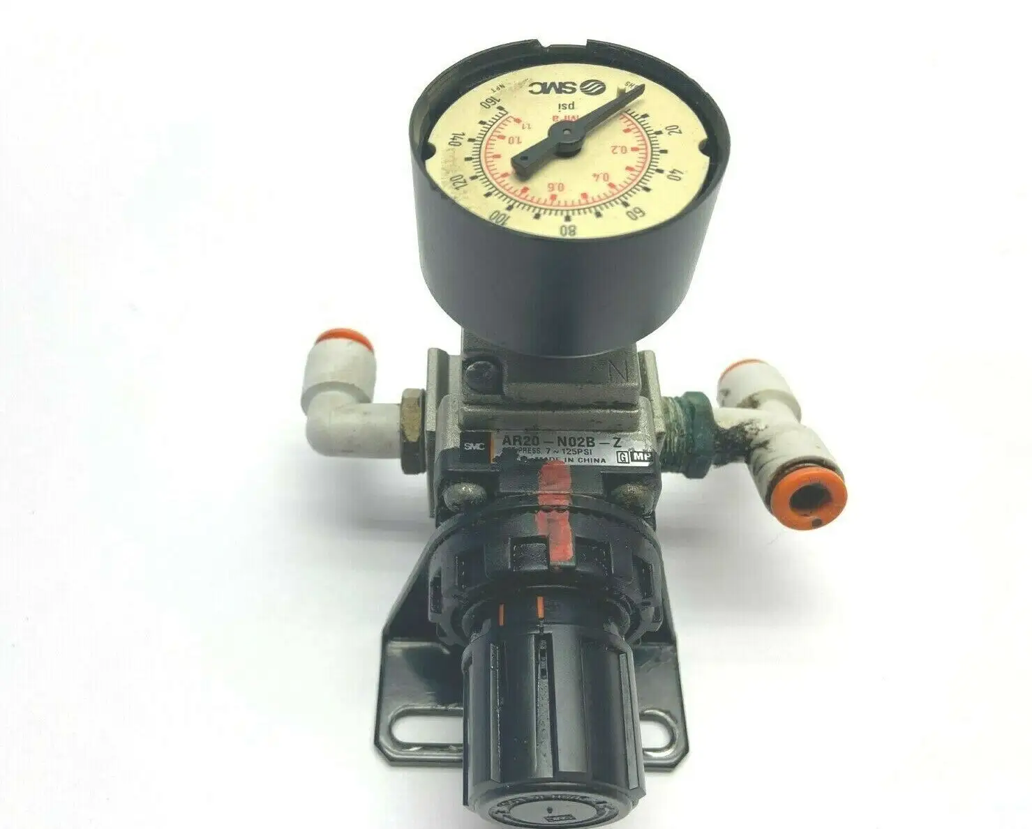 AR20-N02BZ | SMC  Pneumatic Regulator 7-125 PSI - Used