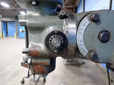 Used FIRST LC1 1/2TM Vertical Mills Ohio US | HGR 24 #1091573