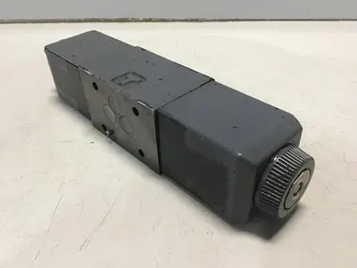 USED VICKERS DG4V-3-6C-M-U-H7-60