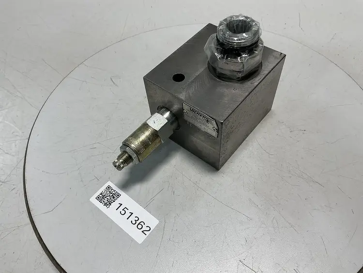 Used VICKERS MCD-4501 Valves/Fittings Michigan US | Ideal Machinery #689687