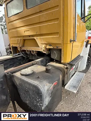 Used 2001 FREIGHTLINER FL70 Dump trucks Texas US | Proxy Equipment #1388848