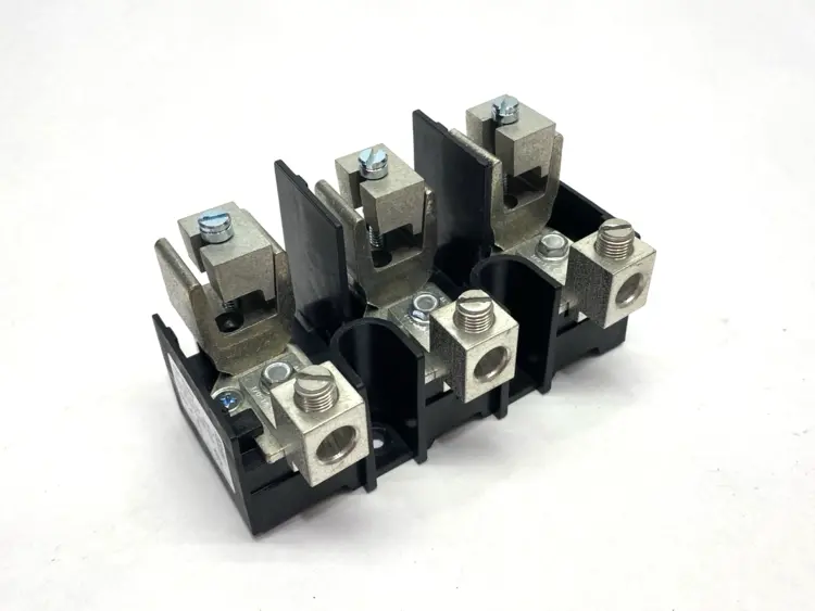 New | in-Stock Allen-Bradley Ser. A Fuse Block 3-Pole 600V 100A Fuse Accessories Michigan US | Maverick Industrial Sales #1400862