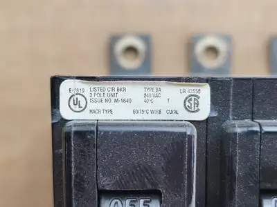 Used CUTLER-HAMMER BAB3070H Switchgears British Columbia CA | Lenmark #1438331