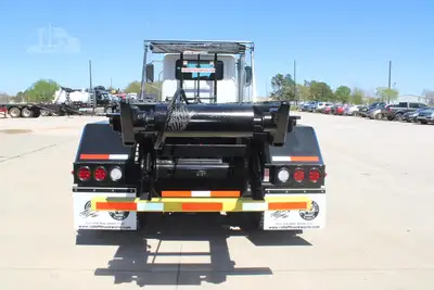 New | in-Stock 2025 MACK GRANITE 64BR Rolloff Trucks Texas US | Roll Off Truck World #1491900