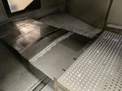 2014 WELE UA-2090 Universal Machining Centers | PM Machines (7)