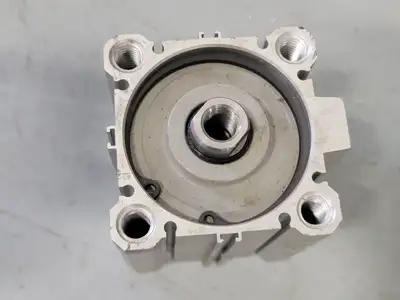 USED SMC NCDQ2A63-35D