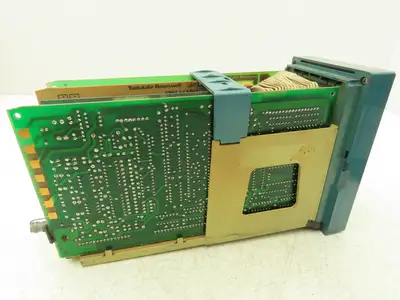 Honeywell DC4000  Digital Temperature Controller DC4000 5GTC1400000 120/240V